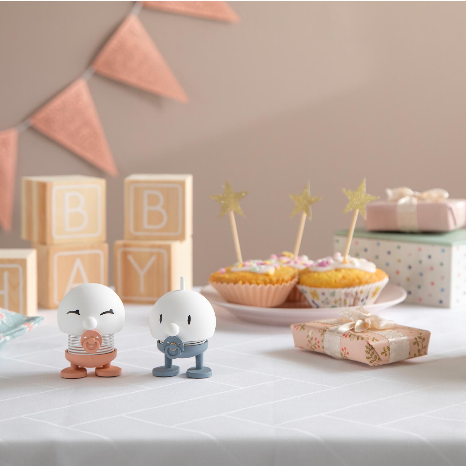 Hoptimist Baby Bumble, S - White/Rosa